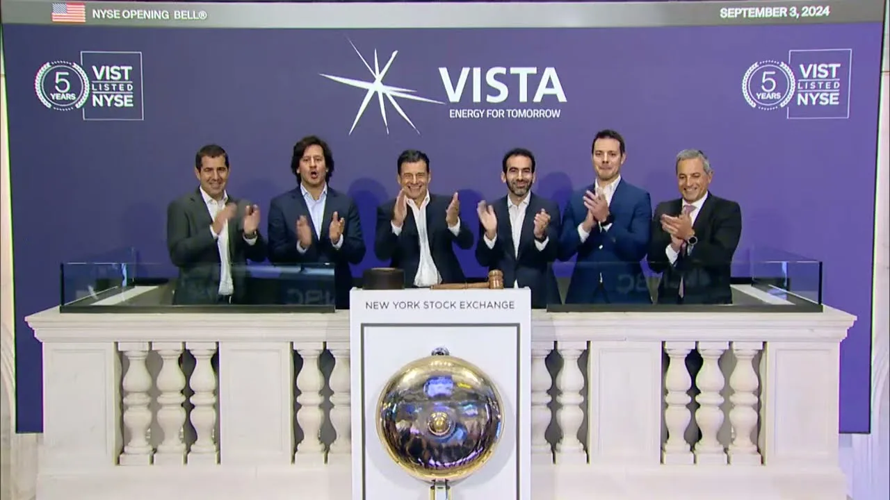 Executivos da Vista comemoram listagem na NYSE