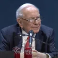 Buffet vê "grande erro" em guerra tarifária; Berkshire tem caixa recorde como "ativo estratégico"